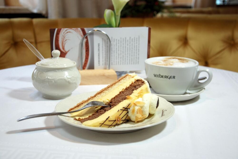 Cafe