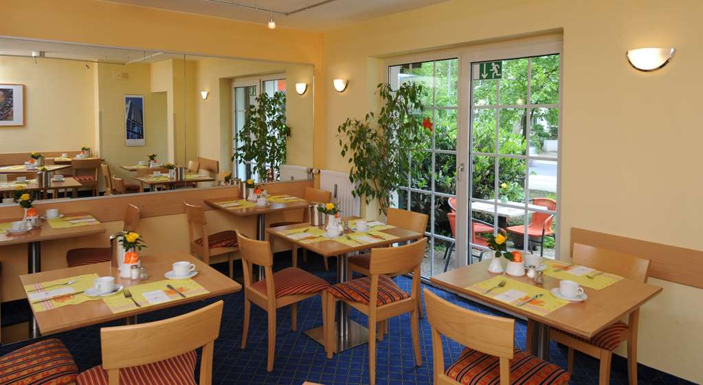 Breakfast TOP acora Hotel Dusseldorf