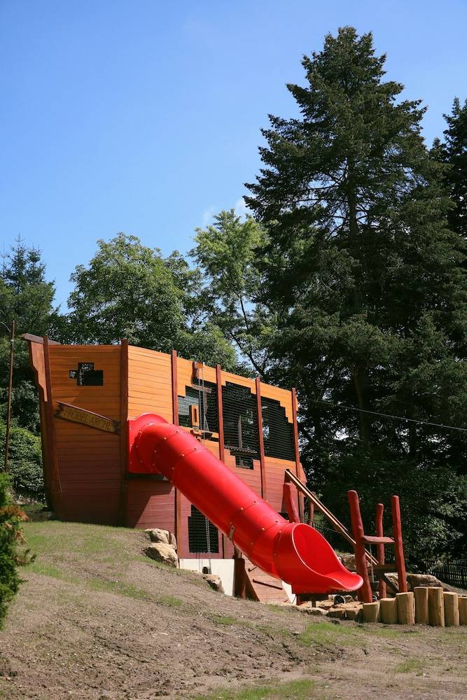 Children's play area - outdoor