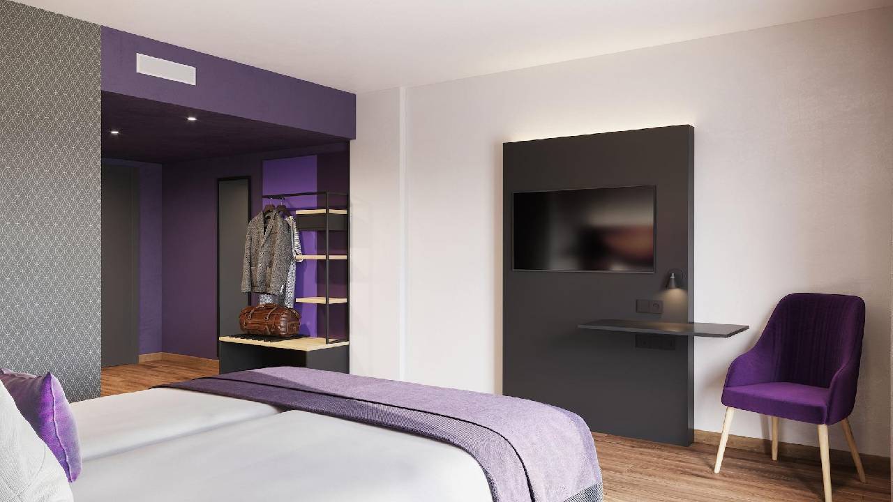 Guest room