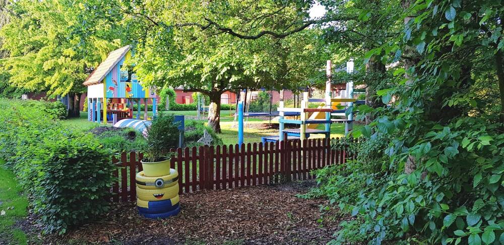 Childrens Play Area - Outdoor