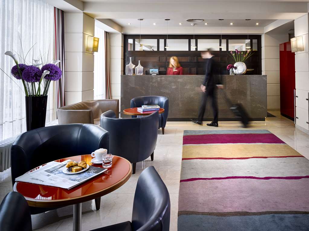 K K MUC Lobby