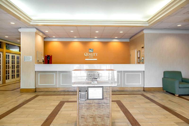 Quality Inn Windsor Locks - photo 4