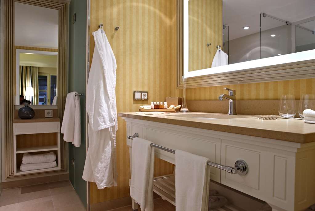 Steigenberger Grandhotel and Spa, Heringsdorf/Usedom, Germany - bathroom