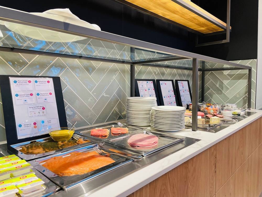 Breakfast buffet