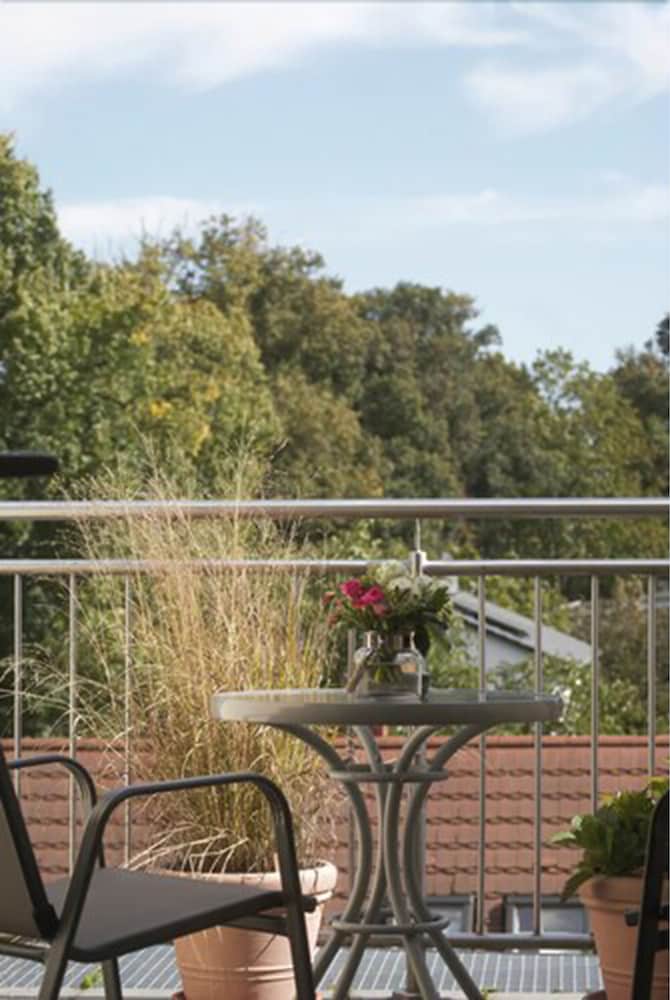 Sundeck