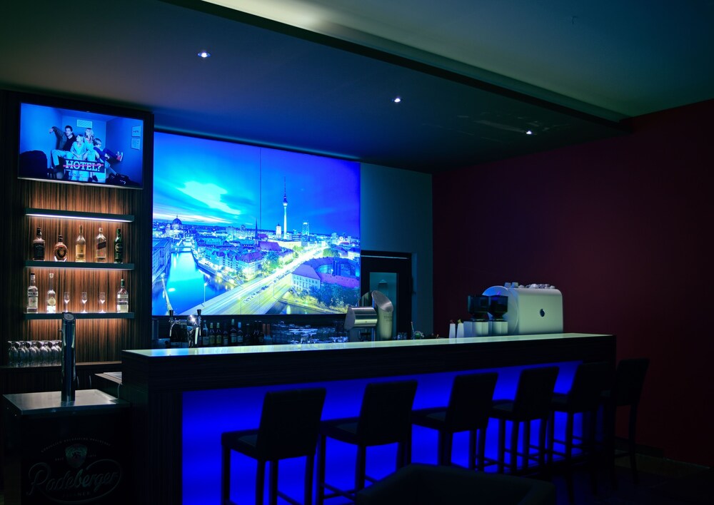 Hotel Bar
