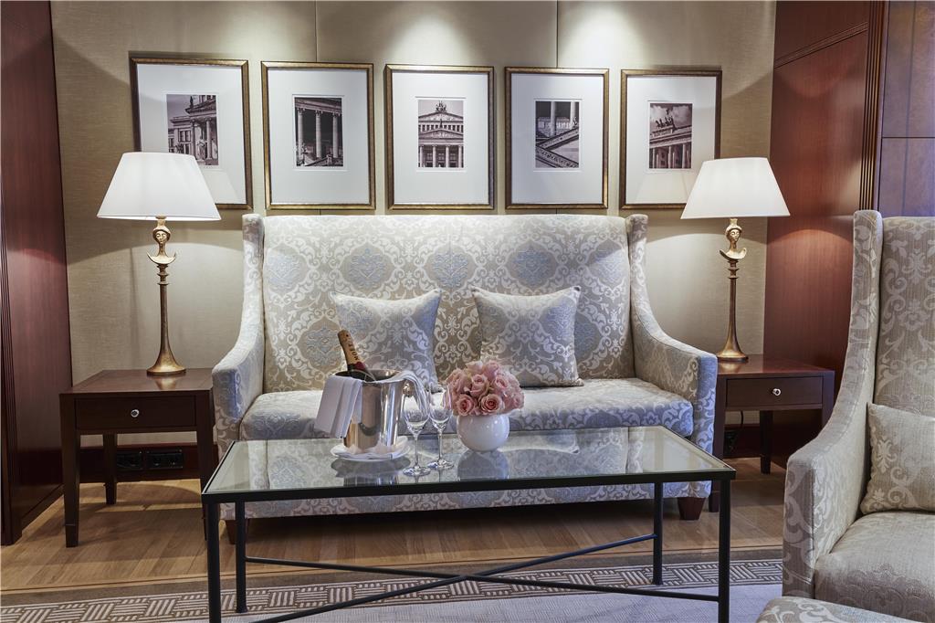 Brandenburg Gate Deluxe Suite