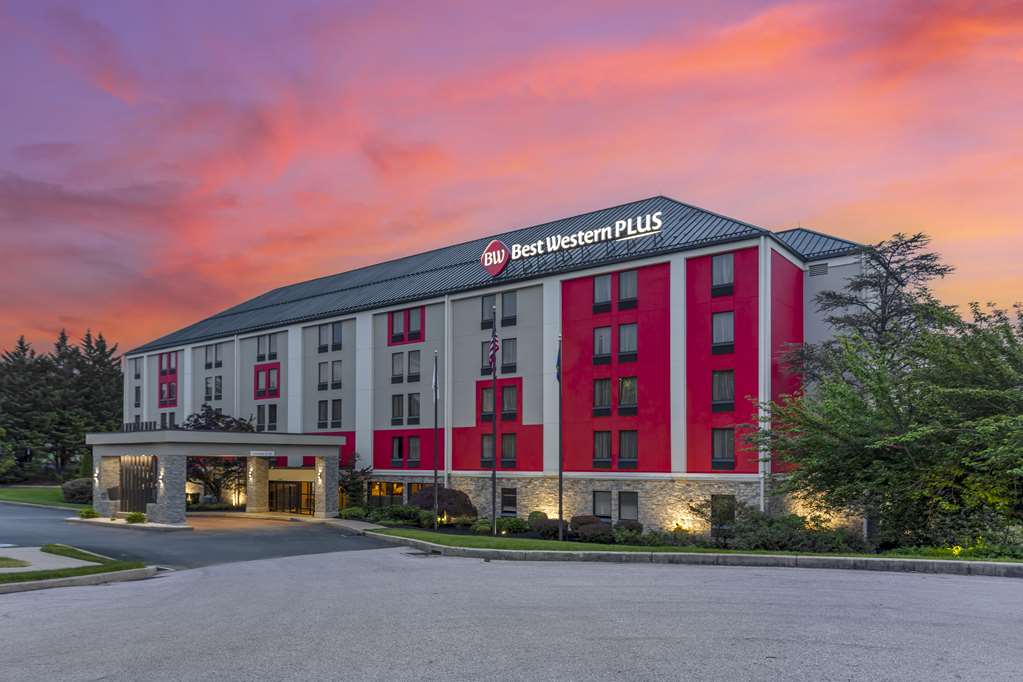 Best Western Plus Heritage Rail Inn Suites - featured photo