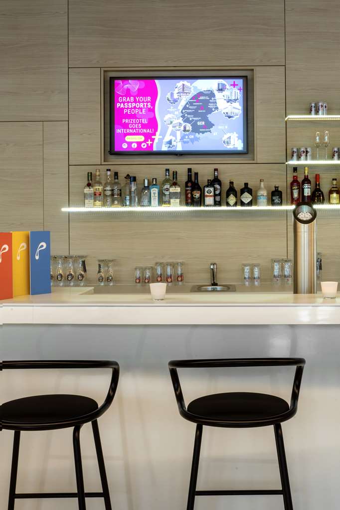 Lobby Bar