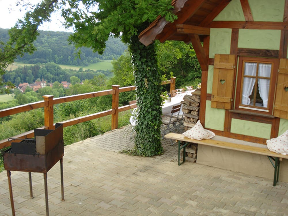 Children's play area - outdoor