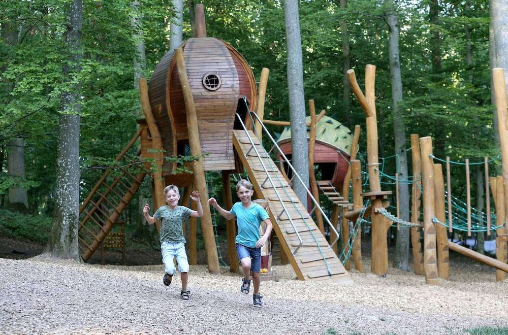 Children's play area - outdoor