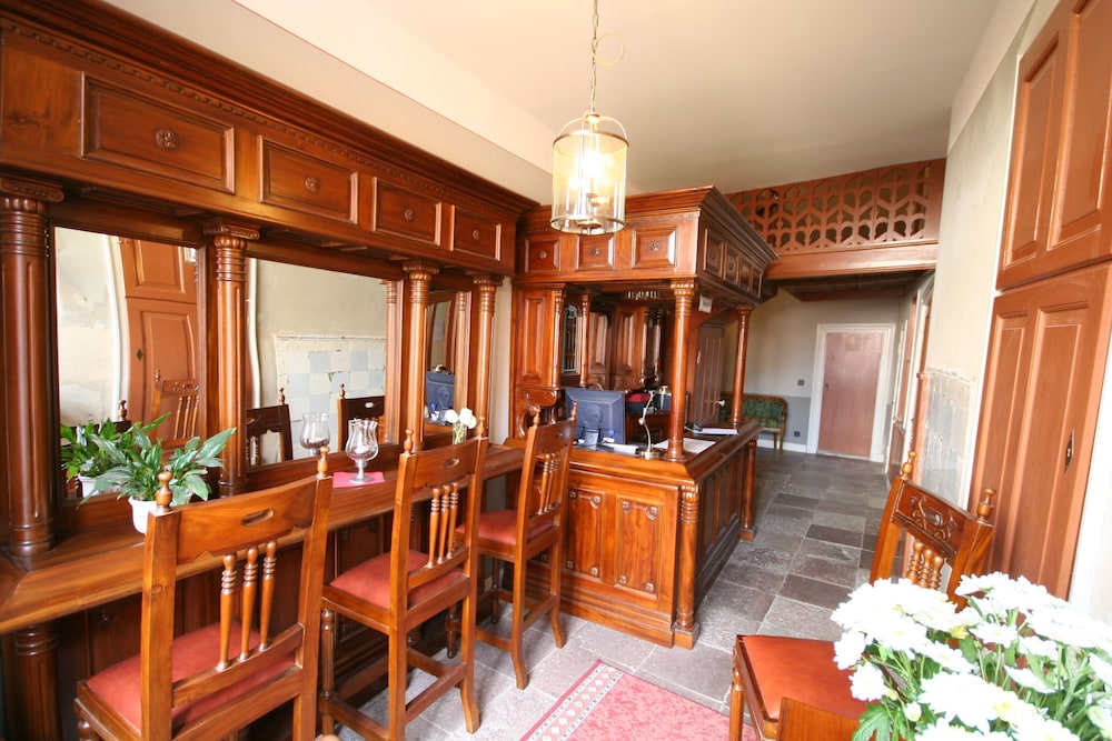 Reception hall