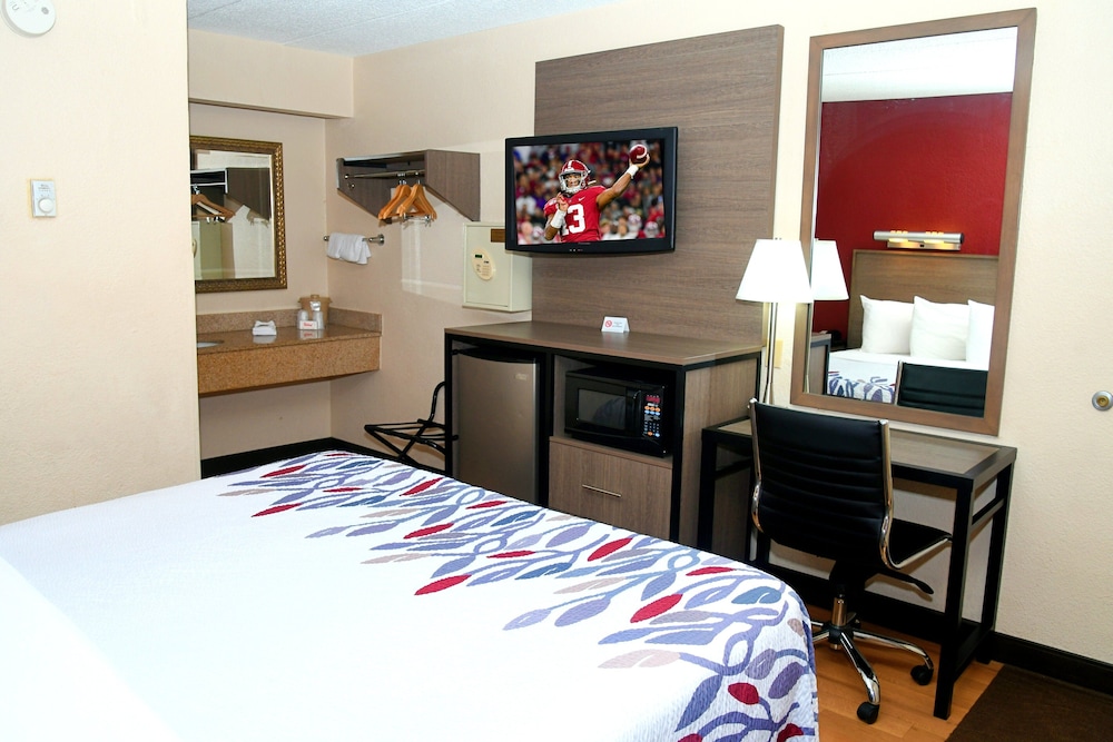 Red Roof Inn Richmond South - photo 5