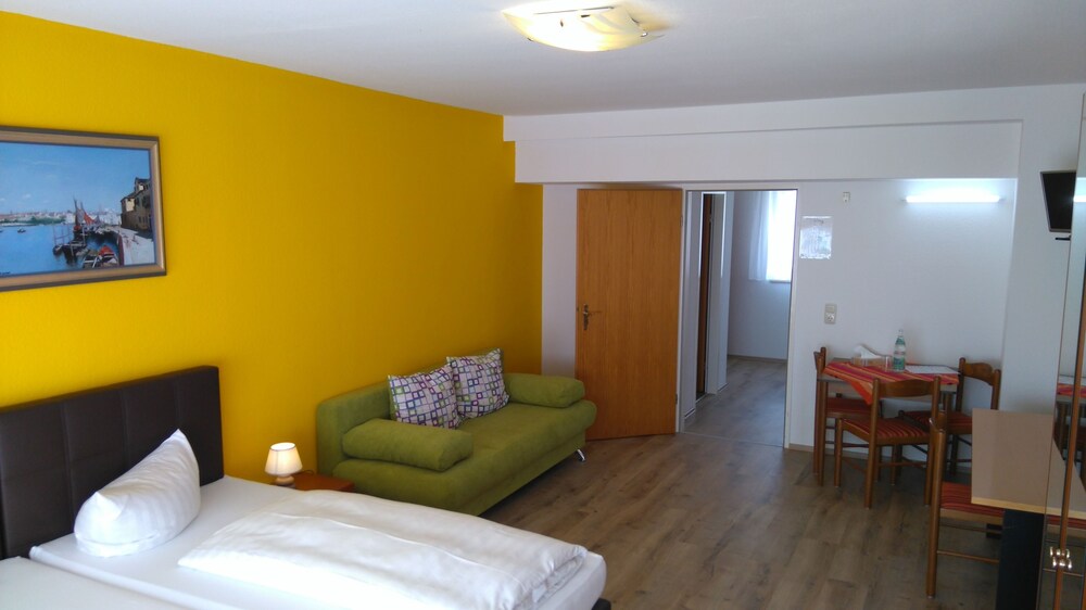 Guestroom