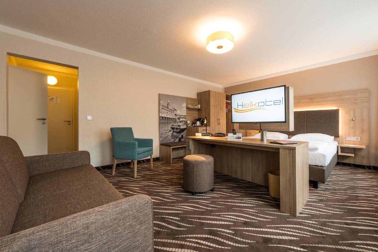 Guest room