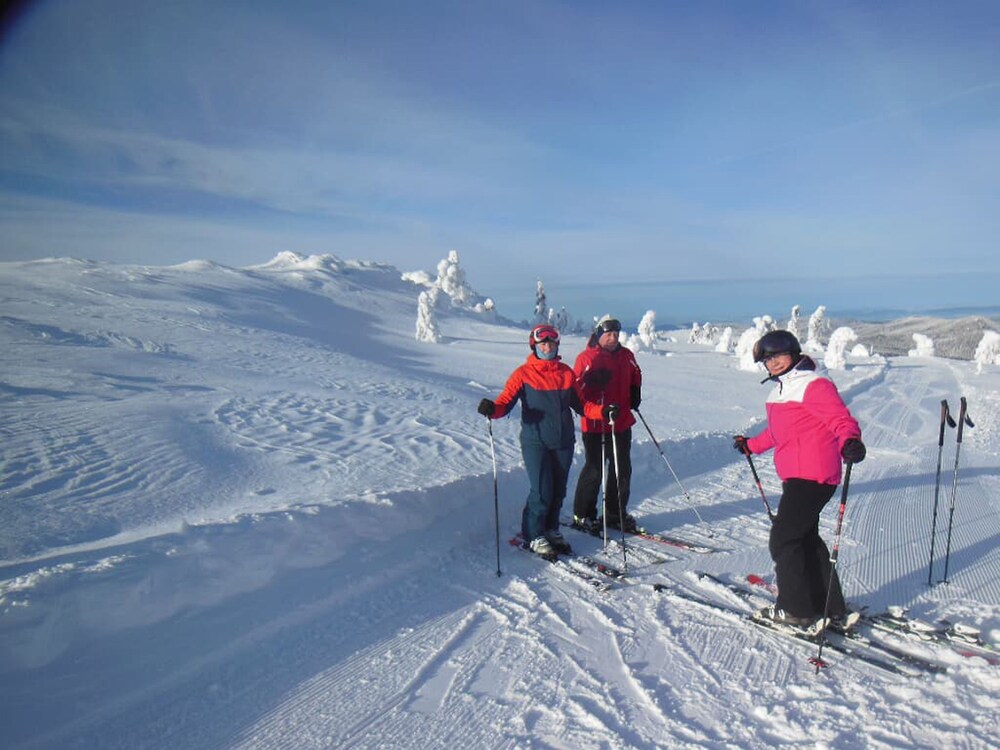 Snow and ski sports
