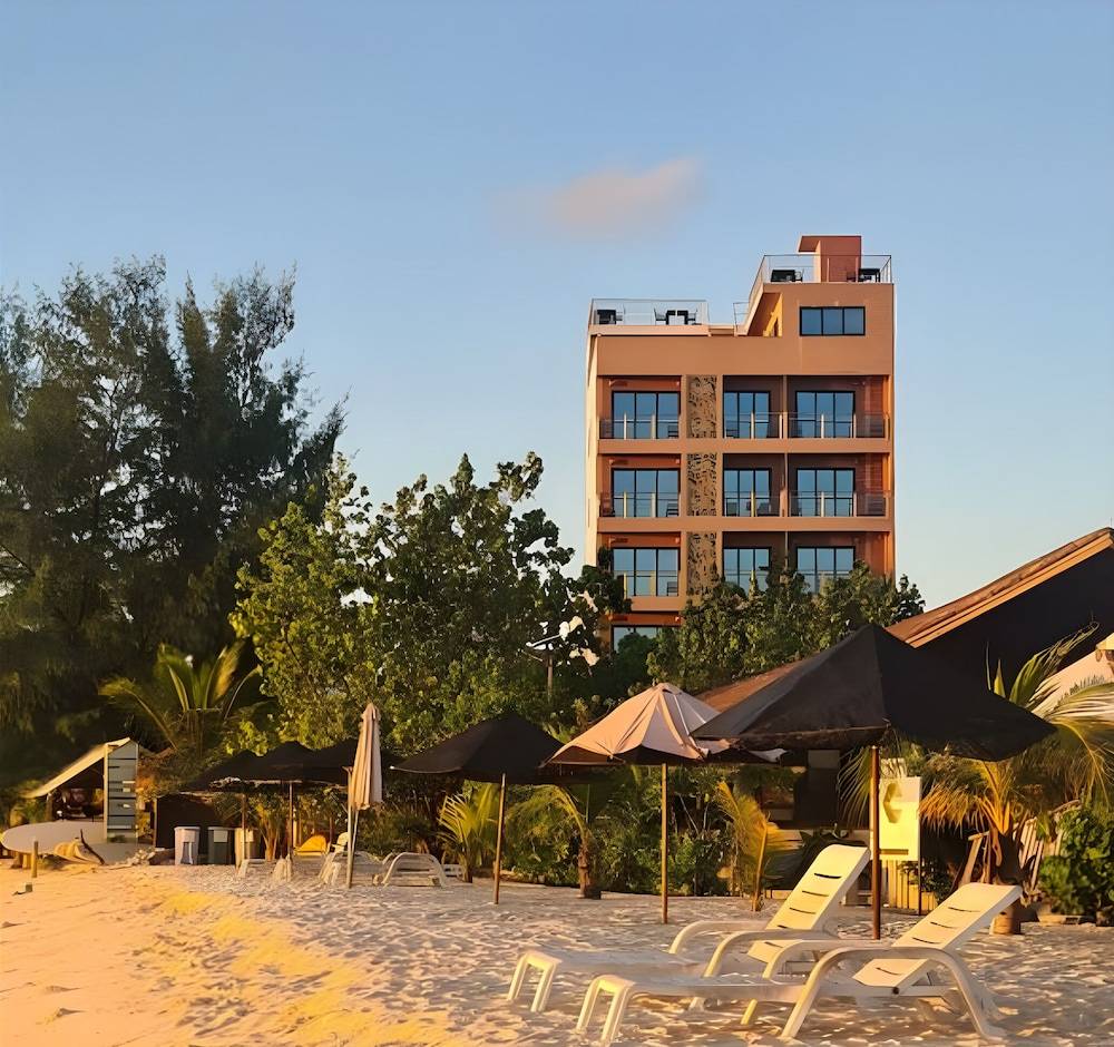 Aimi Beach Hotel