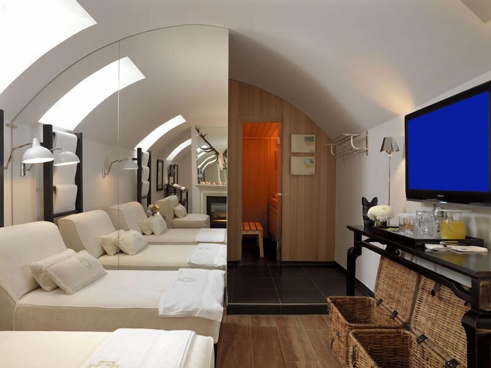 Treatment room