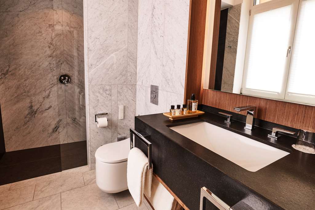 Steigenberger Parkhotel, Düsseldorf - Deluxe room