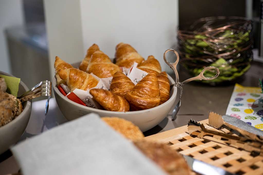 Bistro Breakfast