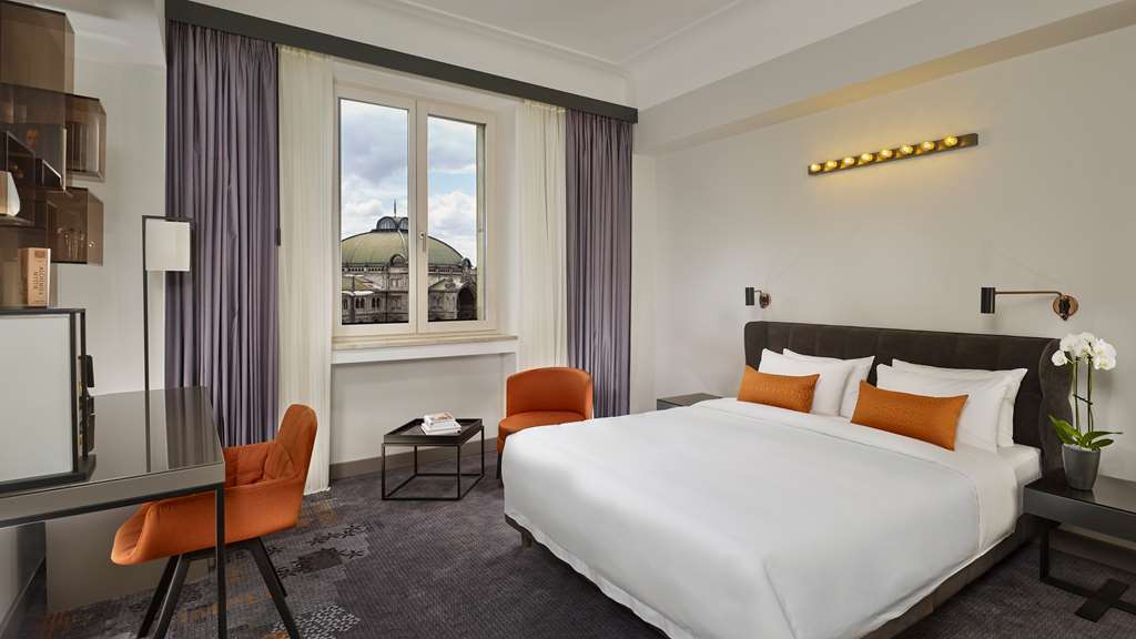 Guest room
