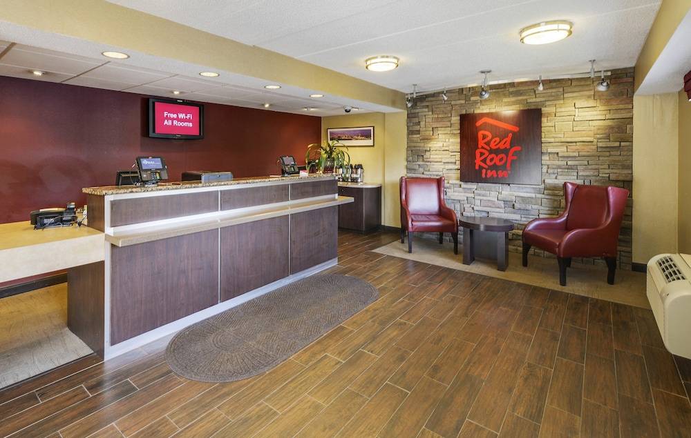 Red Roof Inn Richmond South - photo 2