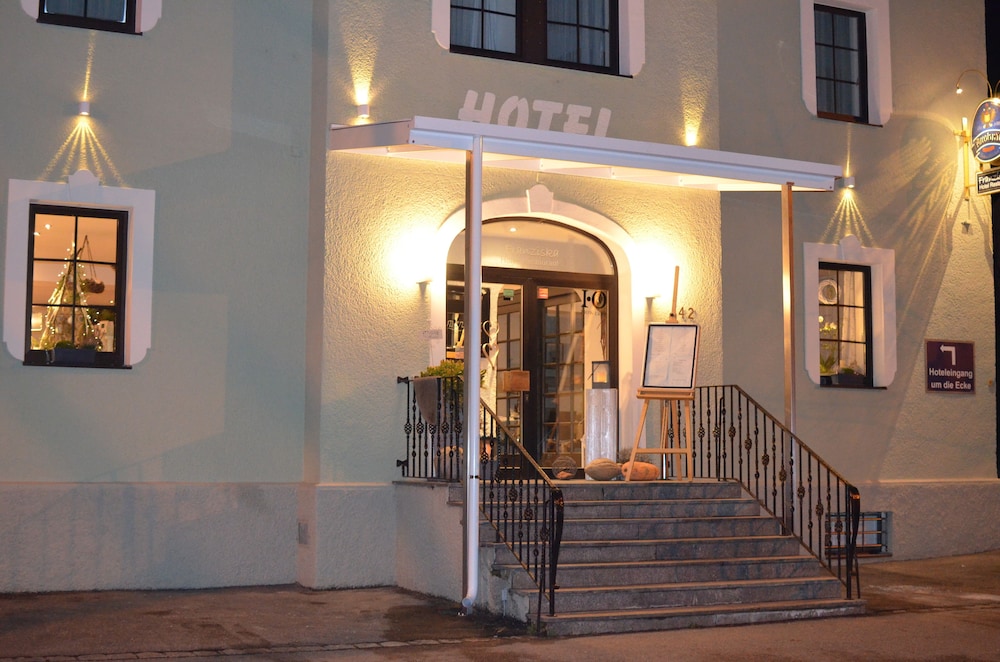 Front of property - evening/night
