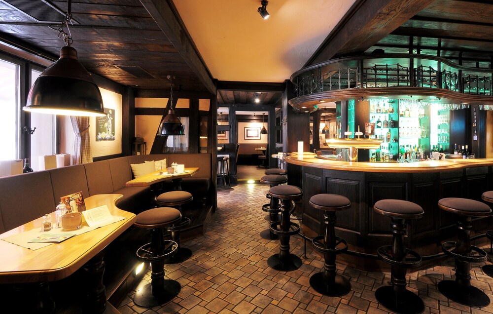 Hotel Bar