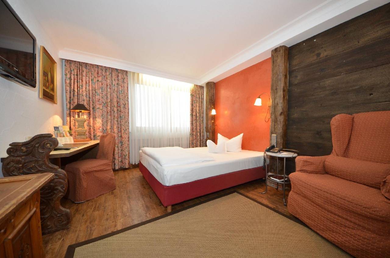 Guest room