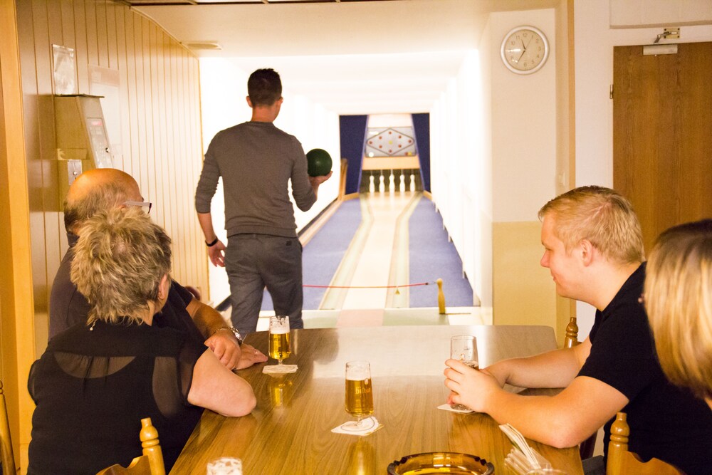 Bowling