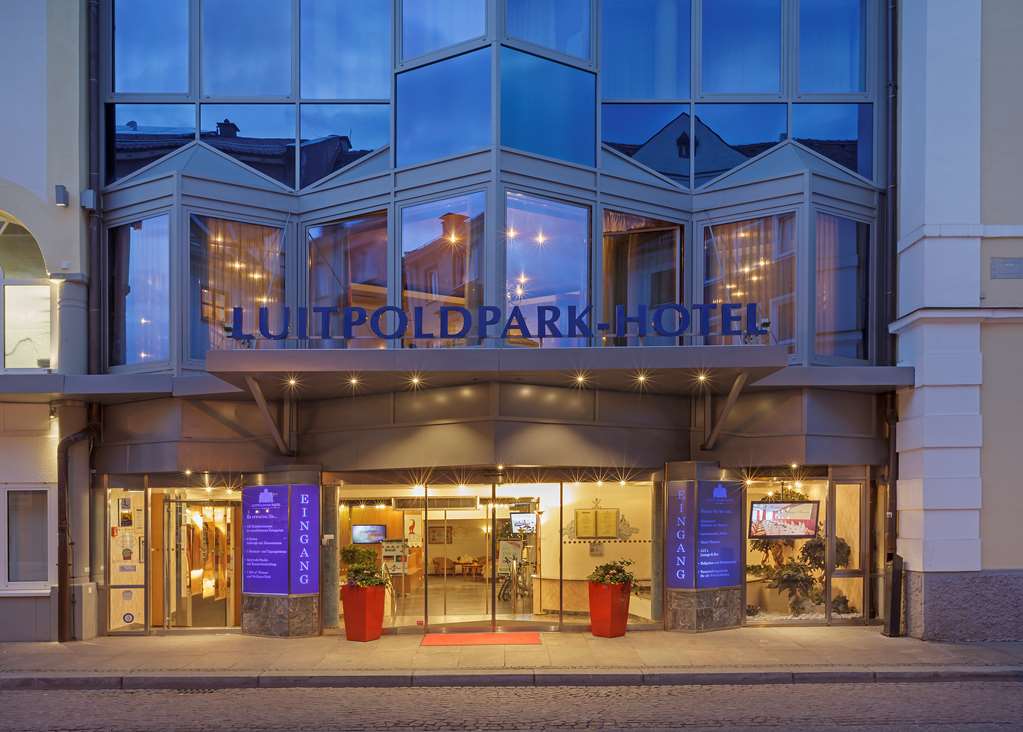 Entrance TOP Luitpoldpark Hotel Fuessen