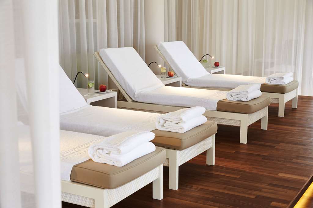 Steigenberger Grandhotel and Spa, Heringsdorf/Usedom, Germany - Gallery at the pool