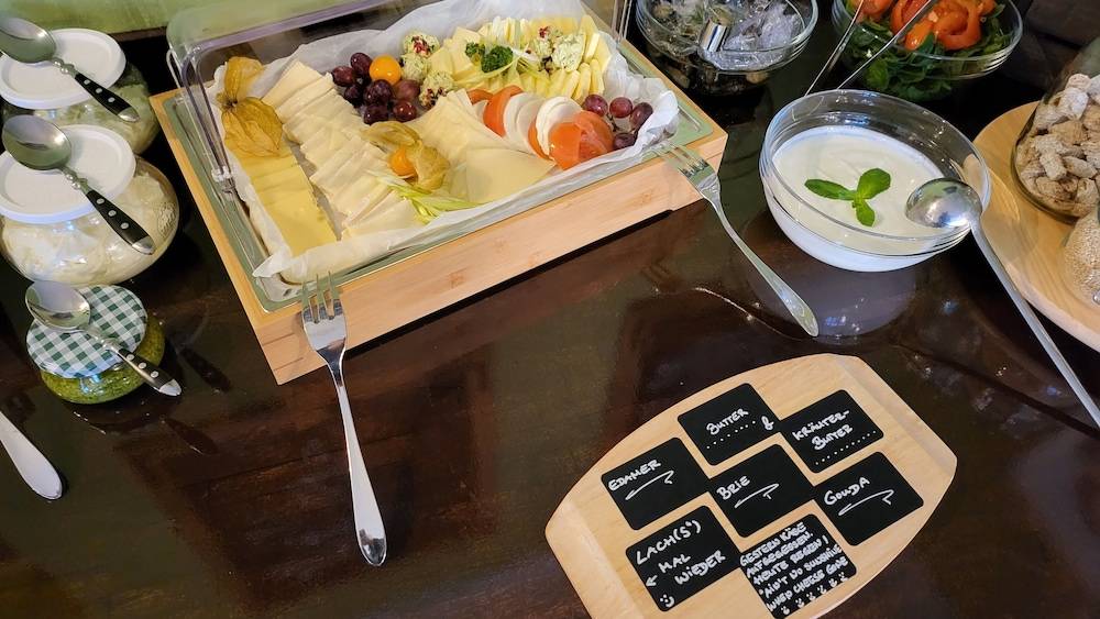 Breakfast buffet