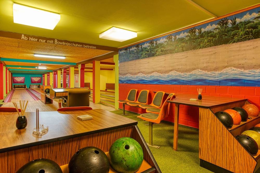 Bowling