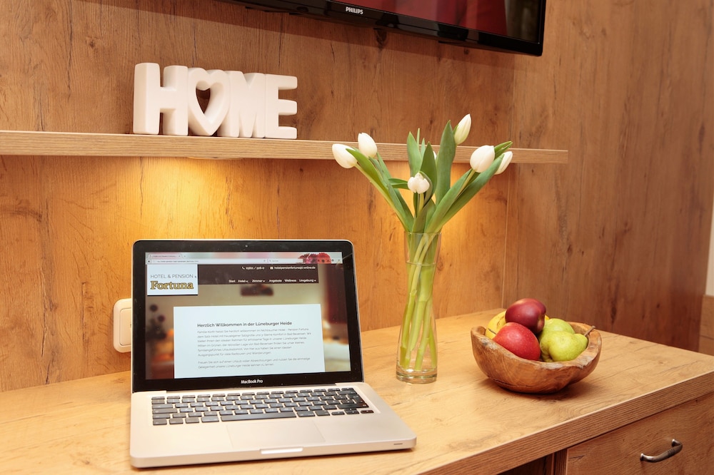 Room amenity