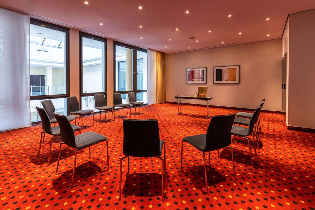 Steigenberger Hotel De Saxe, Dresden, Germany - meeting room