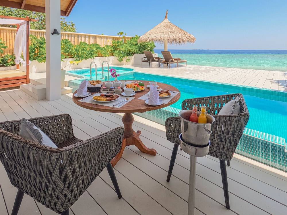 Beach/ocean view