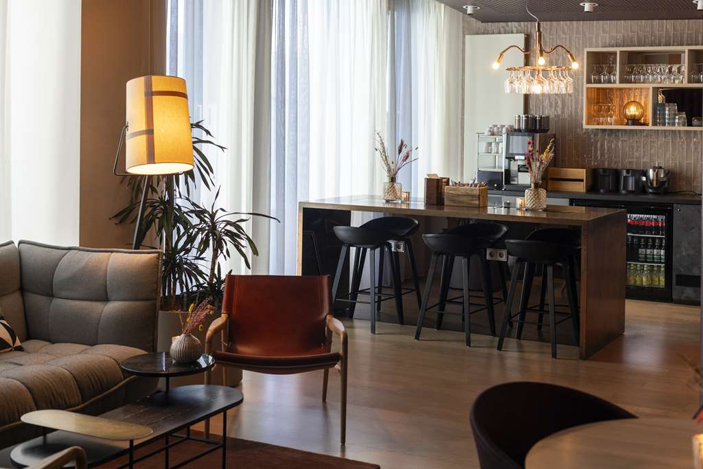 Scandic Hamburg Emporio Living Room