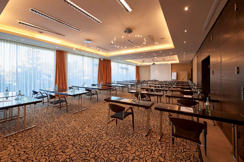 Conference-Room D - "Corona-Style" at Atrium Hotel Mainz