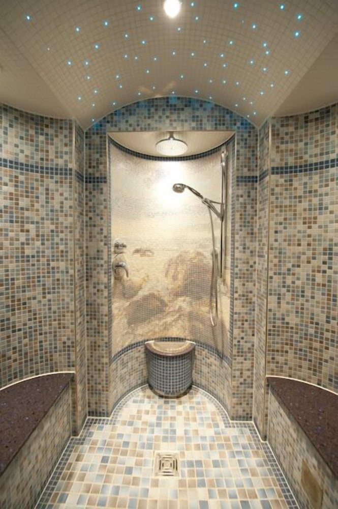 Steam room