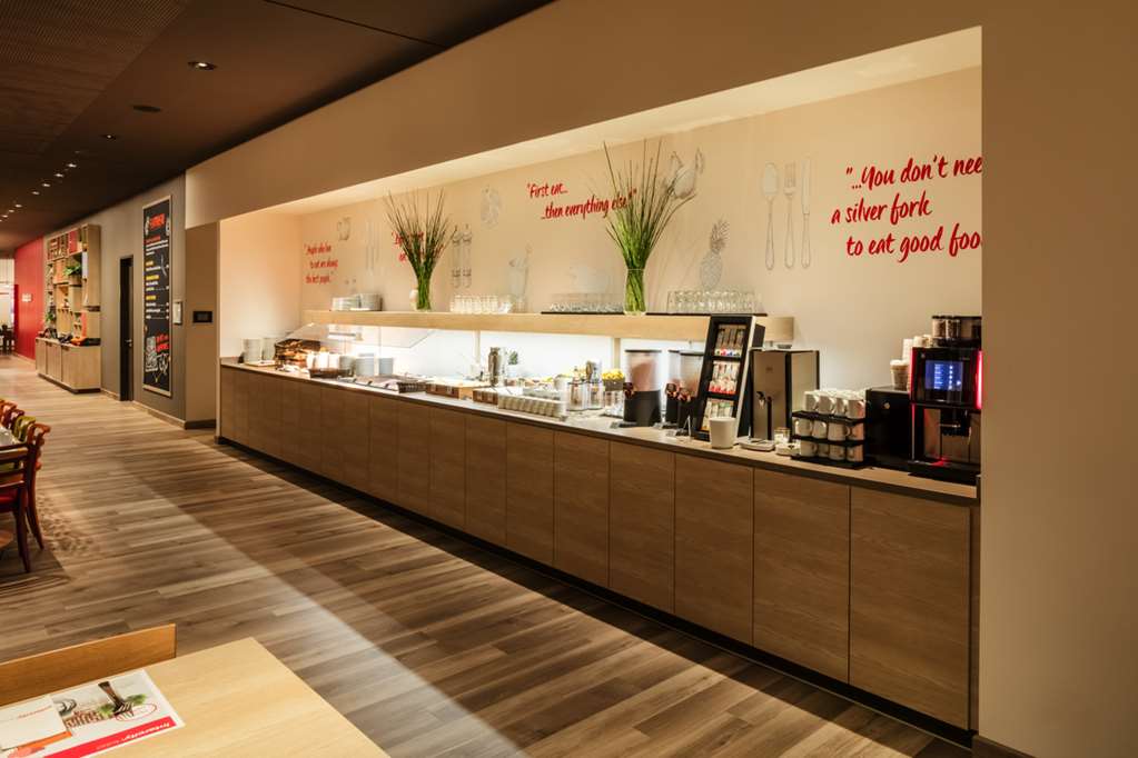 IntercityHotel Braunschweig, Germany - Breakfast