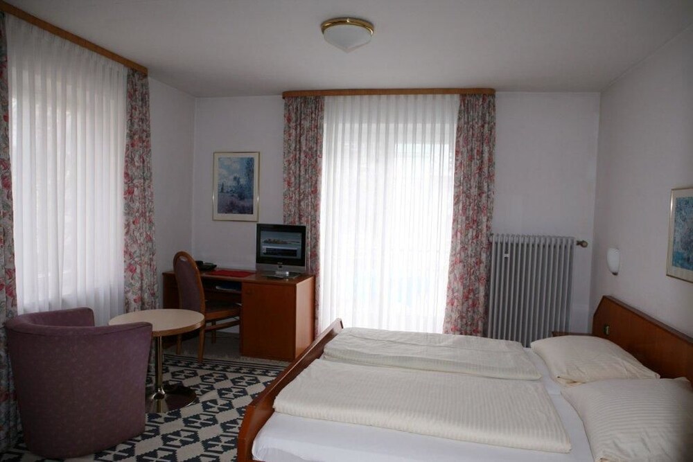 Guestroom