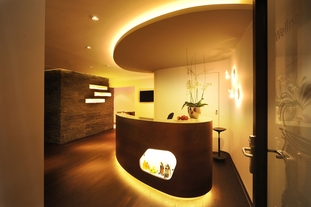 Spa reception