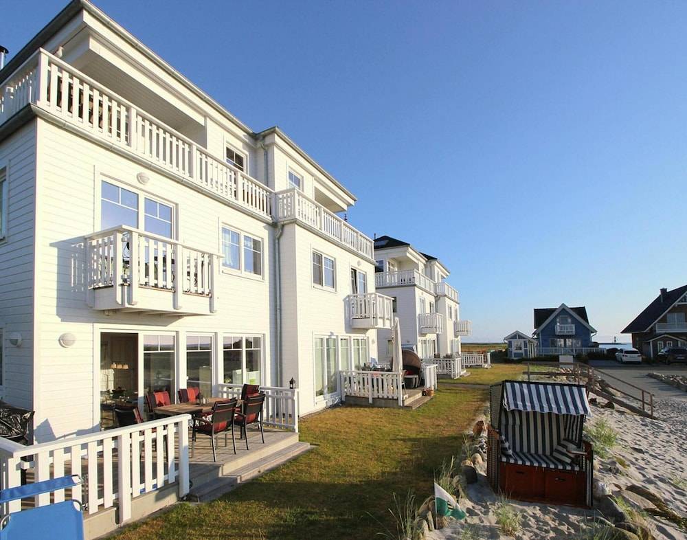 Strandhaus Libelle Direkt Am Strand Der Ostsee