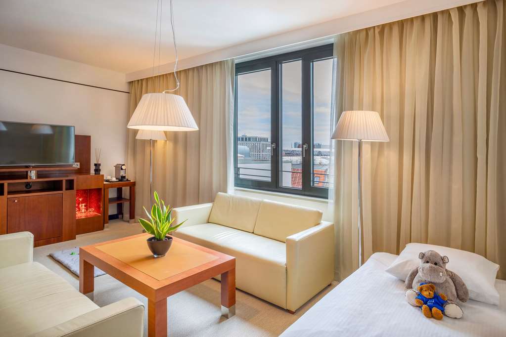 Guest room