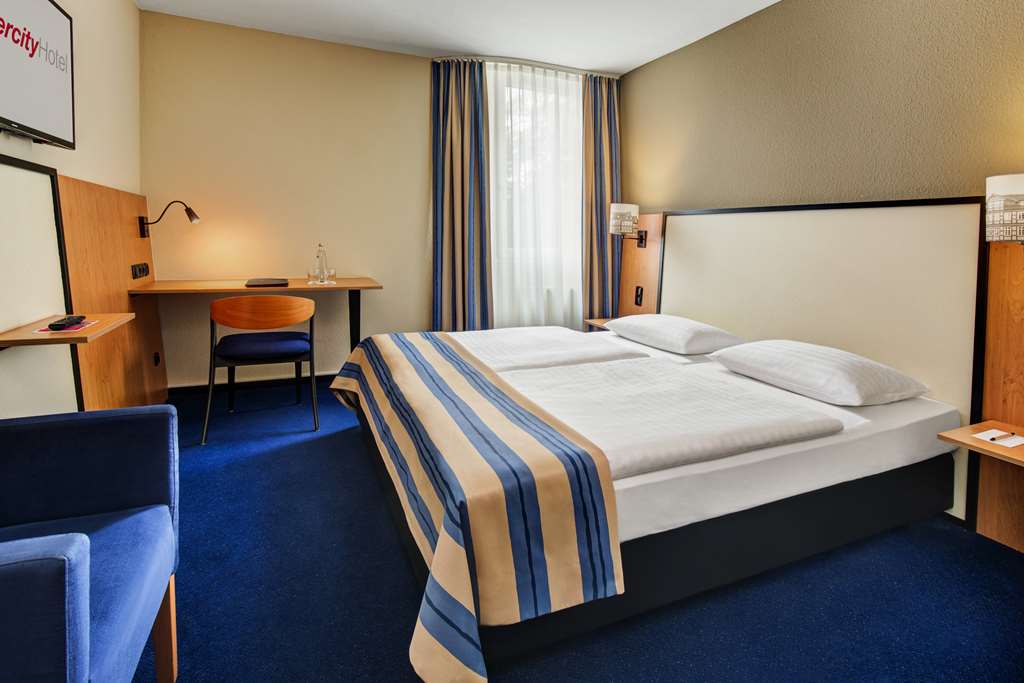 IntercityHotel Celle, Germany - Standard room