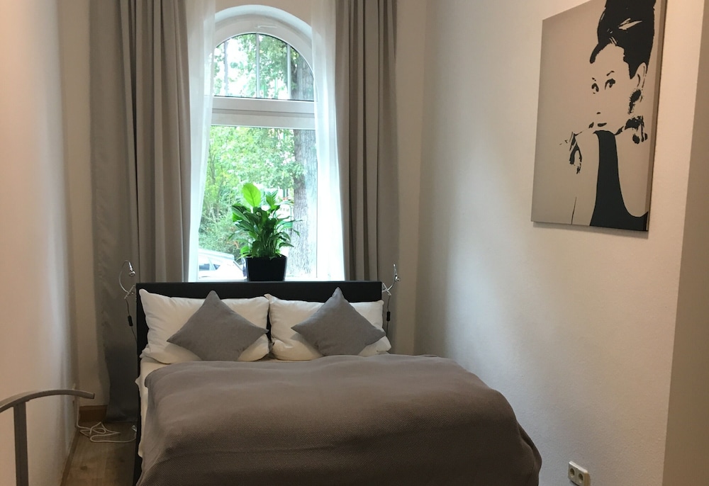 Gemütliche Ferienwohnung im Erdgeschoss Jenaer Straße