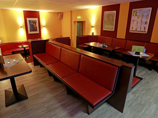 Fitness & Recreational Facilities
