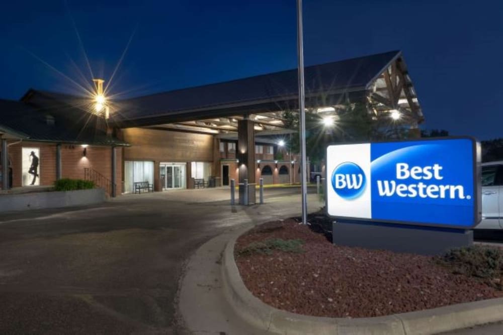 Best Western Downtown Casper Hotel - photo 2
